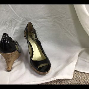 Wedge heel pumps
